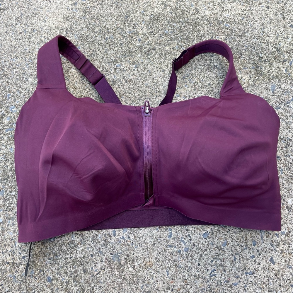 Victoria Secret Knock Out Sports Bra, 38DDD